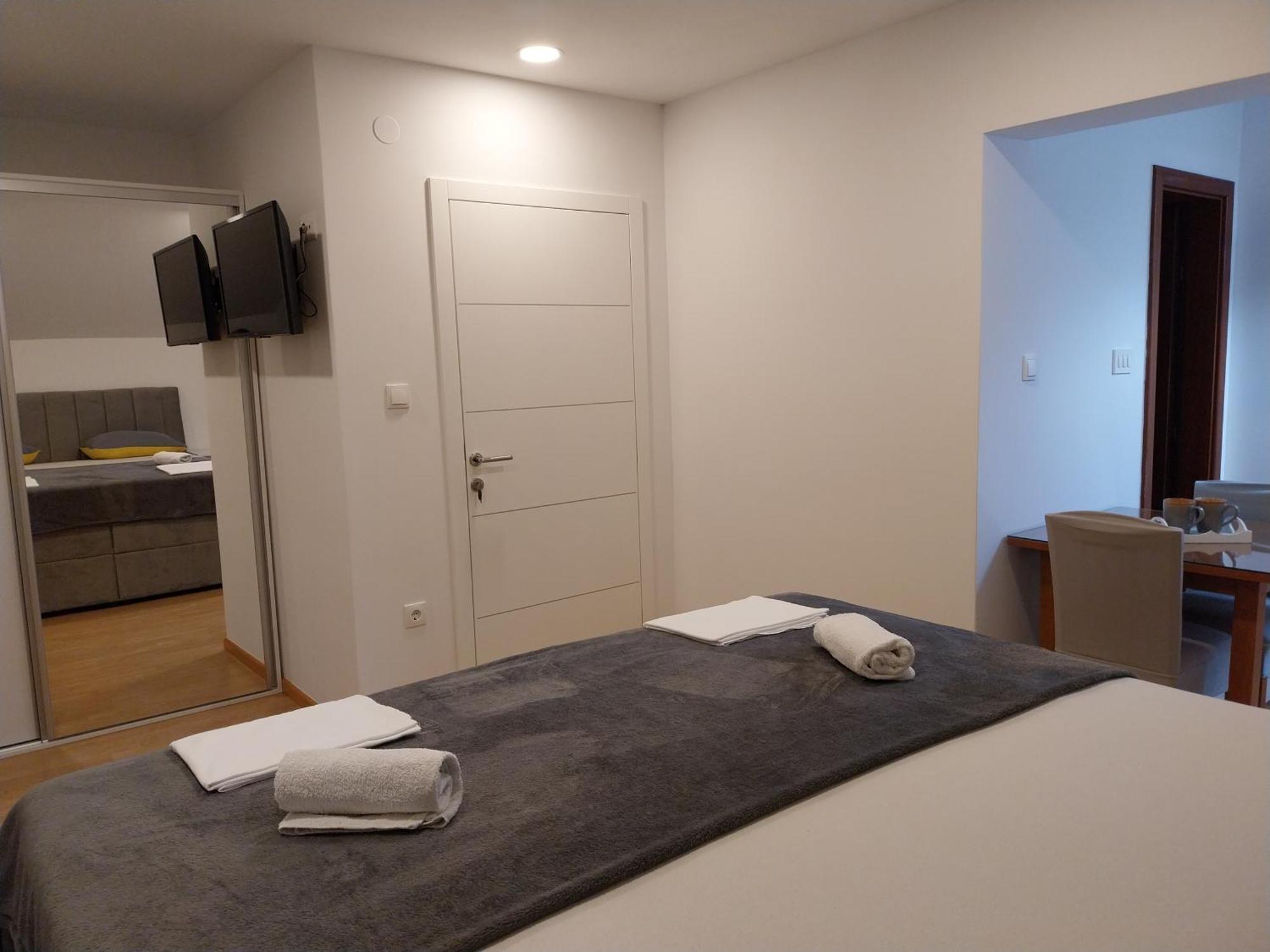 Apartments Rose Loboja Makarska Eksteriør billede